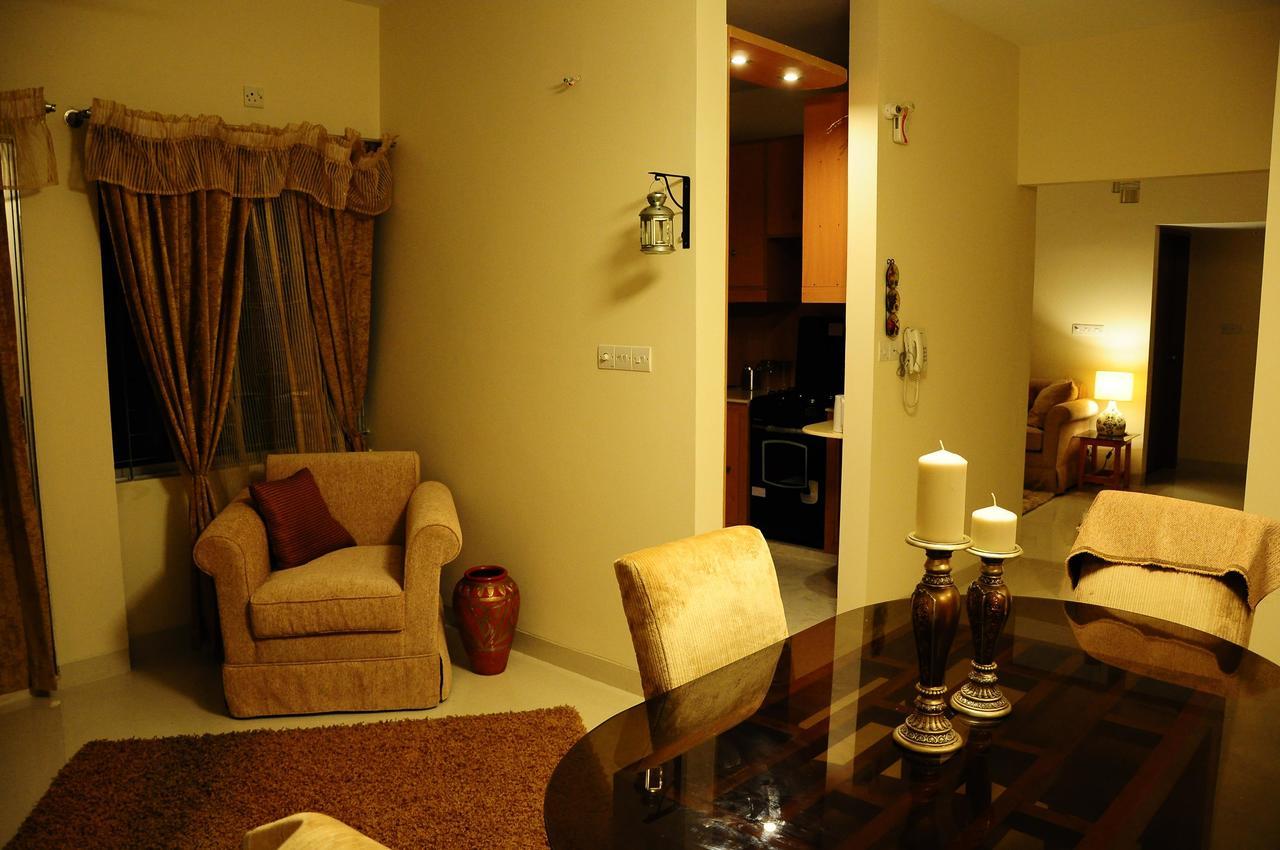 Rajanigandha Family Suites ダッカ エクステリア 写真